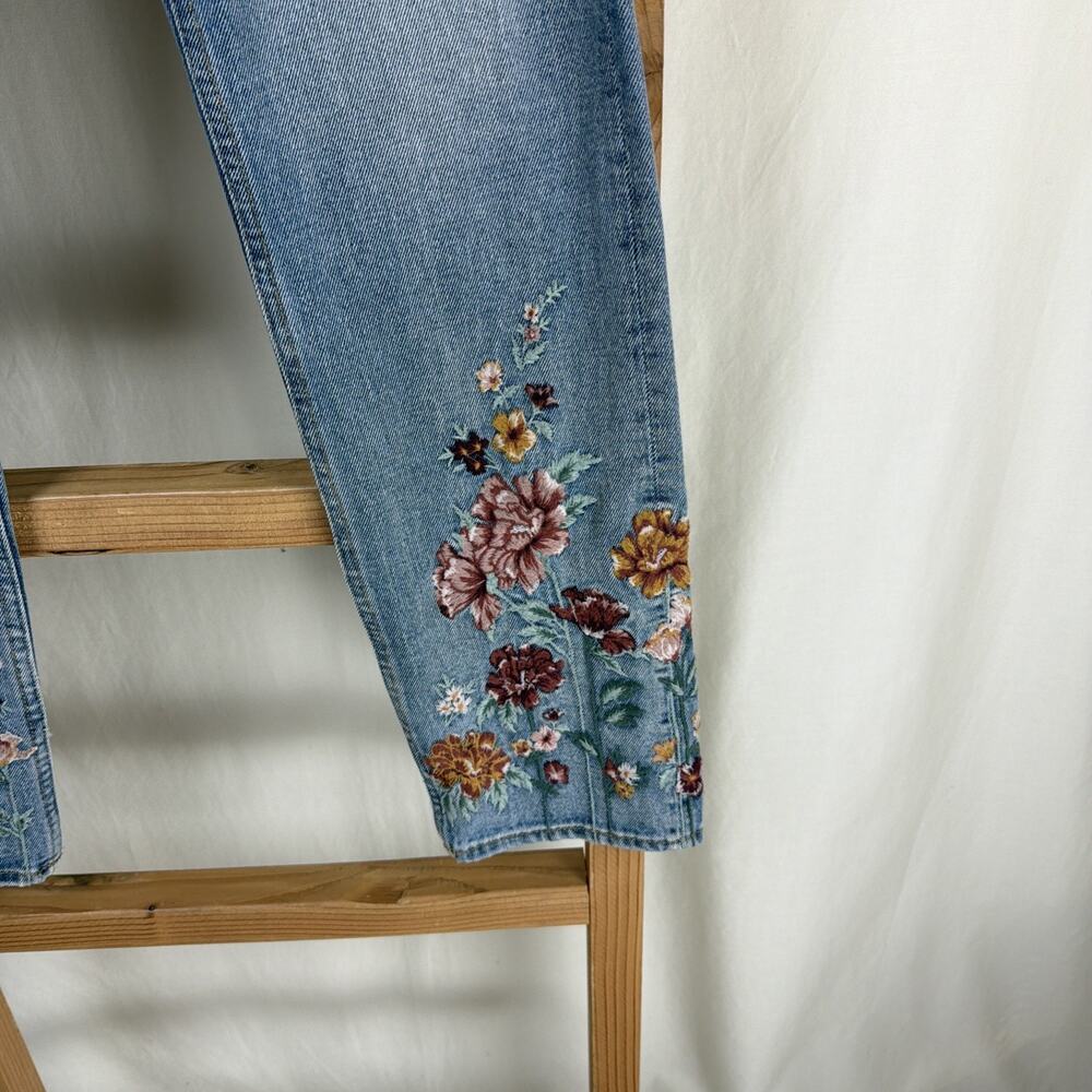 NWT Drifwood Light Washed Blue Floral Embroidered Jeans Womens 25 #0773 - Picture 2 of 5